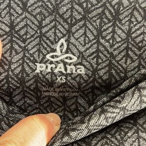 Prana Pillar Yoga 7/8 Leggings XS Unique Gray Black Leaf printed Pattern